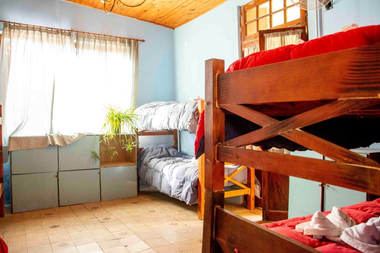 Los 3 Gomez Capilla del Monte Exterior photo
